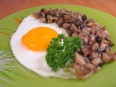 Fried eggs with mushrooms