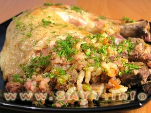 Chicken, stuffed with liver and rice