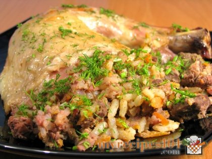 Chicken, stuffed with liver and rice