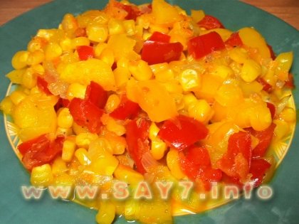 Сладкий перец, жаренный с кукурузой