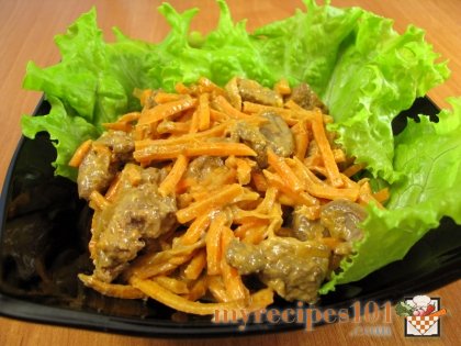Salad with Korean carrot and liver