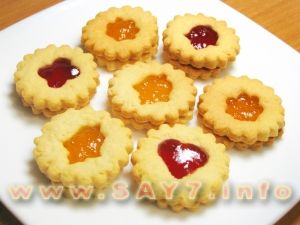 Cookies with jam