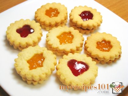 Cookies with jam