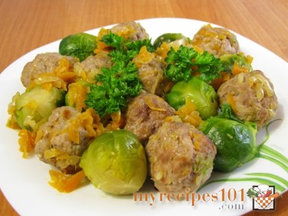 Brussels sprout with meatballs