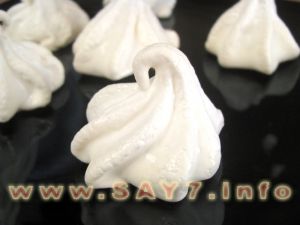 Kiss pastry