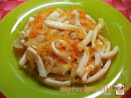 Stewed Calamari with onions and carrots