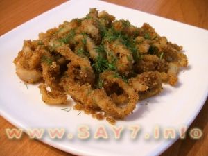 Calamari fried in breadcrumbs