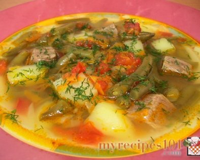 Potato and runner beans soup