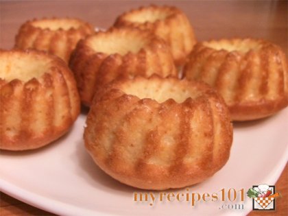 Orange muffins