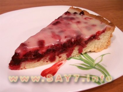 Пирог с брусникой