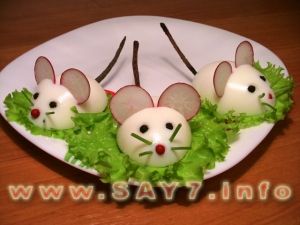 Stuffed eggs Rats