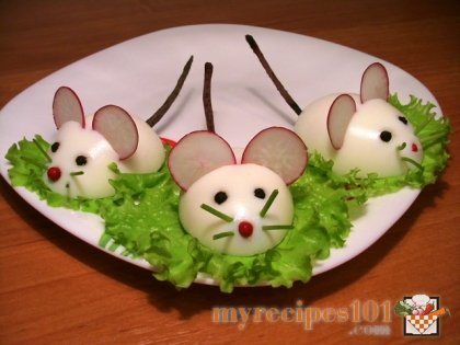 Stuffed eggs Rats