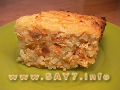 Запеканка с рисом, яблоками и изюмом