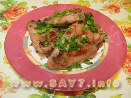 Куриные крылышки, жаренные с имбирем