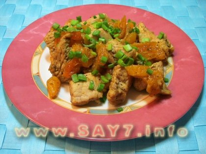 Филе индейки, жаренное с курагой